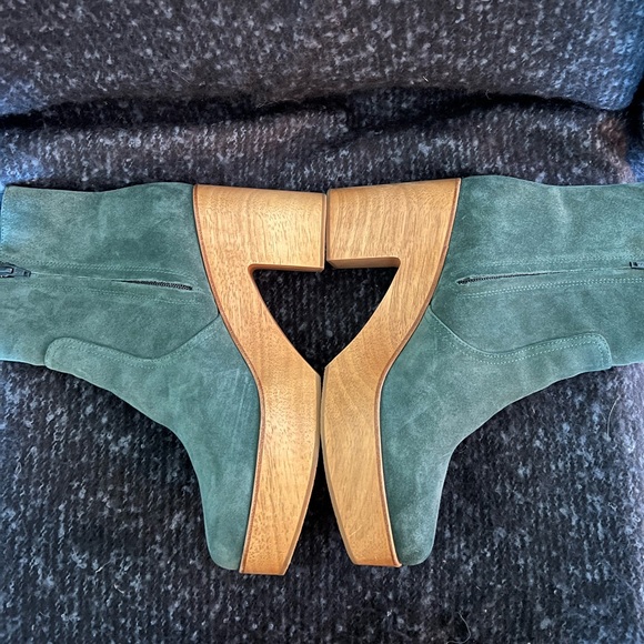 Charlotte Stone Paz Boot in Emerald - Picture 2 of 11